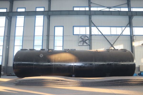 一體化污水處理設(shè)備中二沉池的特點(diǎn)介紹！